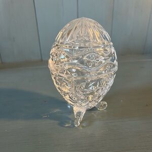 FIFTH AVENUE Alexandra Crystal EGG FOOTED CANDY JELLYBEAN DISH w/ Lid 5 7/8"
